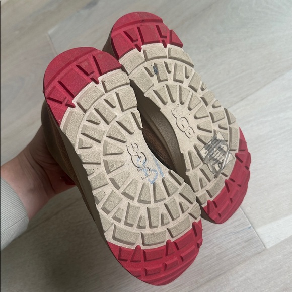 UGG Kids canoe III weather chukka Brown Boots with Red Accents sz 1 - Picture 4 of 7